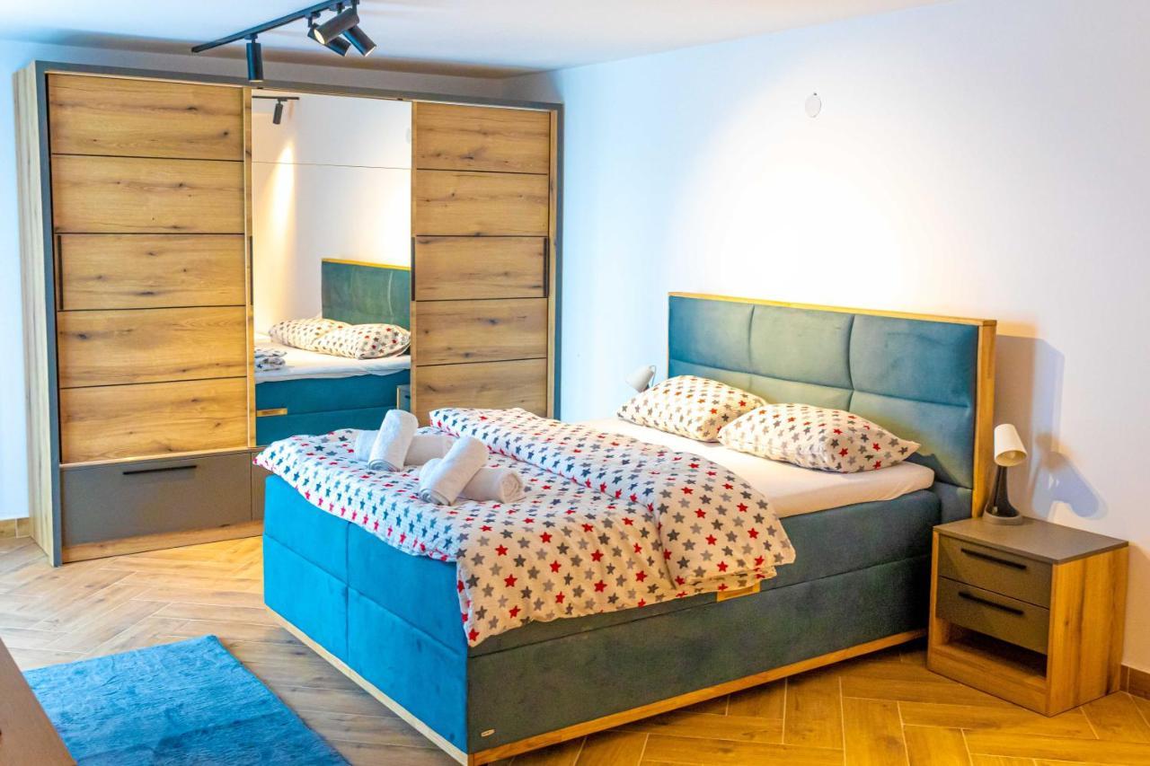 City Escape Luxury Villa Zuce Eksteriør bilde