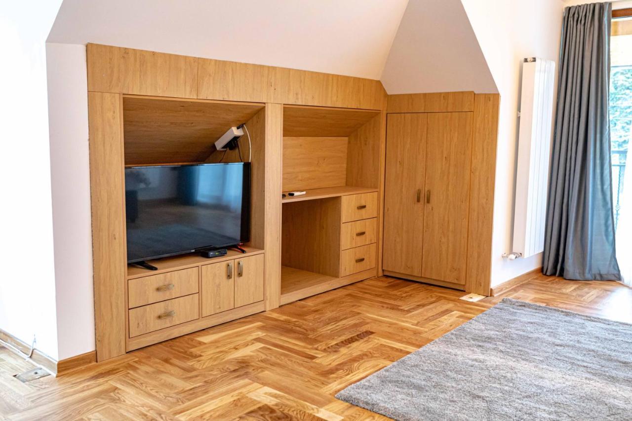 City Escape Luxury Villa Zuce Eksteriør bilde