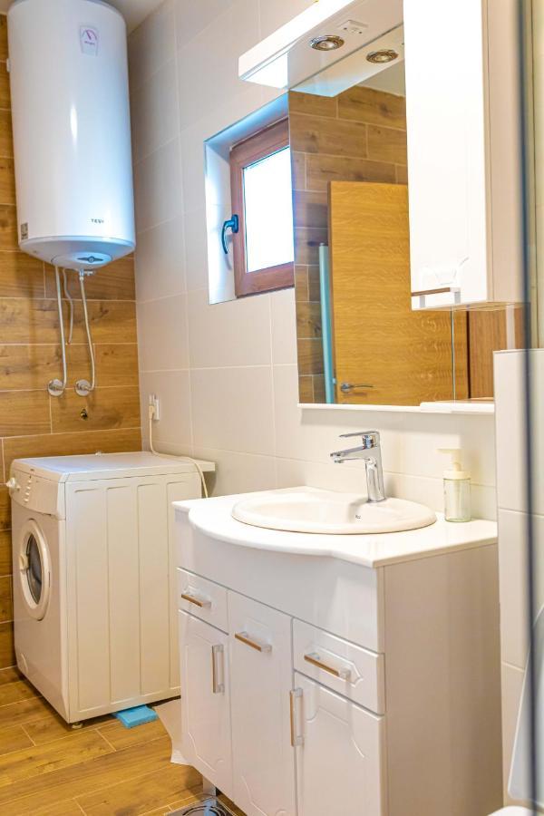 City Escape Luxury Villa Zuce Eksteriør bilde
