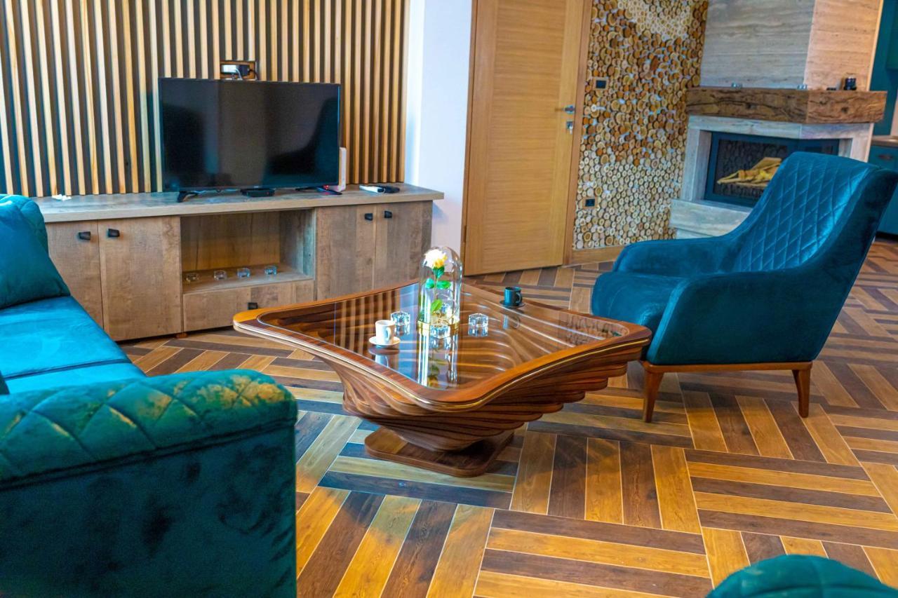City Escape Luxury Villa Zuce Eksteriør bilde
