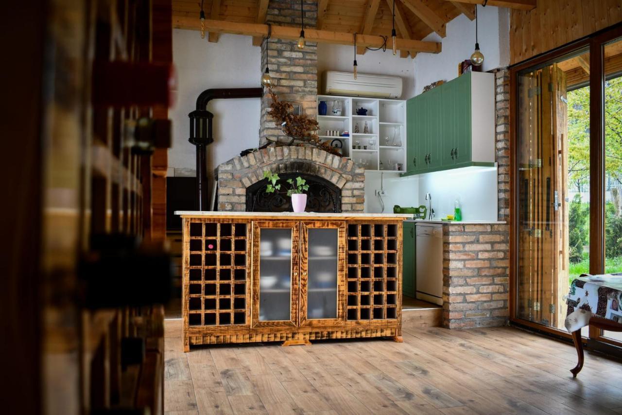 City Escape Luxury Villa Zuce Eksteriør bilde